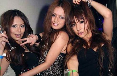 什么八字的女人对待感情会非常随便?-八字算命-风水八字同城网