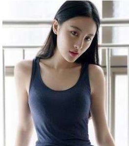 下巴尖又小的女人 下巴尖又小的女人