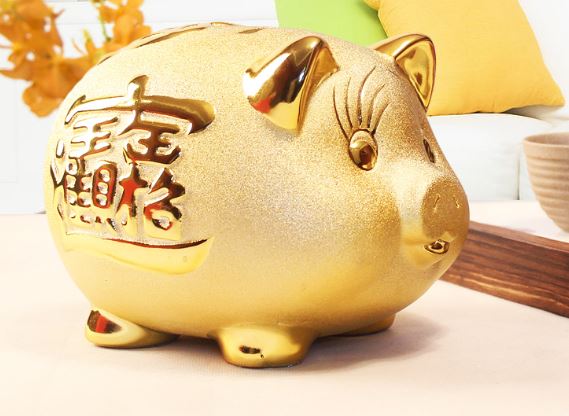 招财猪的外表胖胖圆圆的,也是一种福气的象征 招财猪的外表胖胖圆圆的,也是一种福气的象征