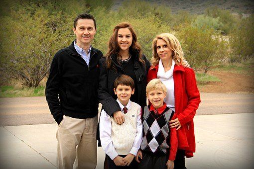 1577423433482435.jpg 2.271.44_family-1023046__340.jpg
