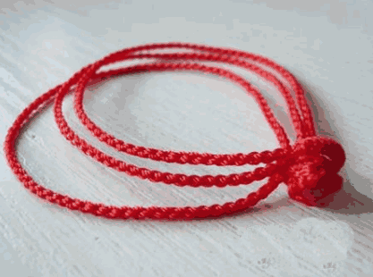 佩戴红绳有利于身体健康