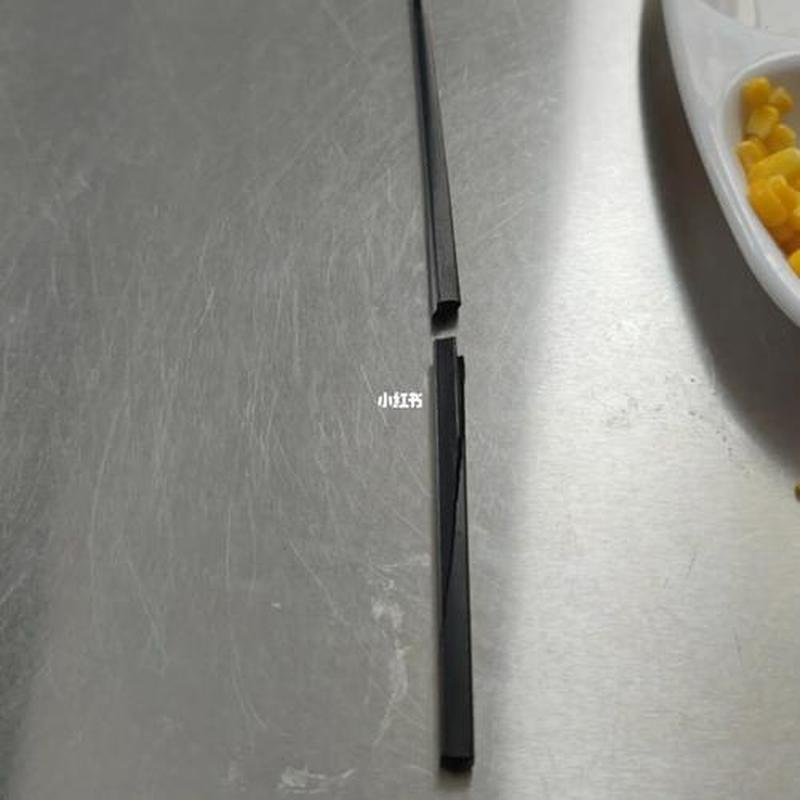 筷子断了